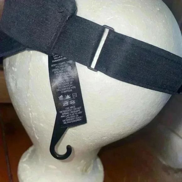 Nike  Black Lightweight Dry Fit Visor Golf Hat - Picture 5 of 8